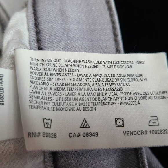 Gloria Vanderbilt Amanda Jeans - Grey, size 6L - Picture 5 of 7